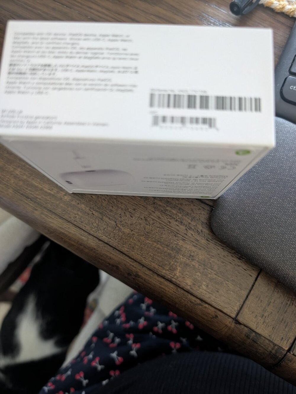 Brand New AirPods Pro 2 (Second Generation) with Noise Cancellation - Picture 2 of 3